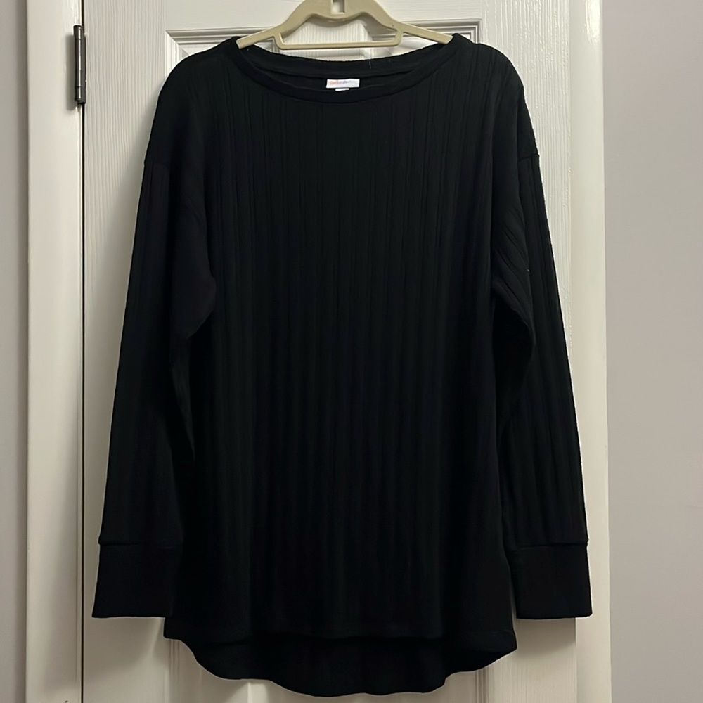 🛍️ LulaRoe | long sleeve shirt size Medium